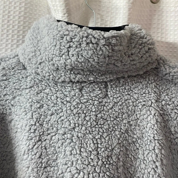 W&W ONCE L&G Cozy Up Sherpa Zip Jacket - Picture 7 of 10